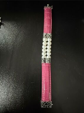 Pink Bracelet with Genuine Pearls (5mm) and Genuine Leather Strap
